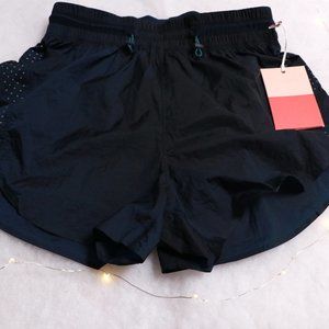 Lululemon Roksandra Break New Ground Shorts